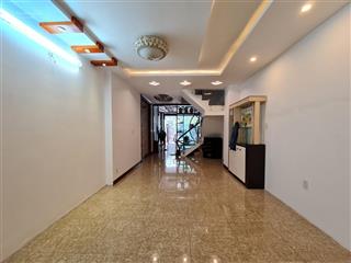 Cho thuê nhà nguyên căn đường nguyễn hoàng dt 4x20m  3 lầu  giá 25 triệu/th  an phú  q2