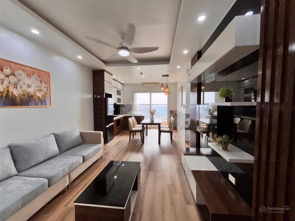 Bán căn góc ban công đông nam toà a1 gemek 1 vị trí đẹp nhất toà giá 4.3x tỷ  0985 691 ***