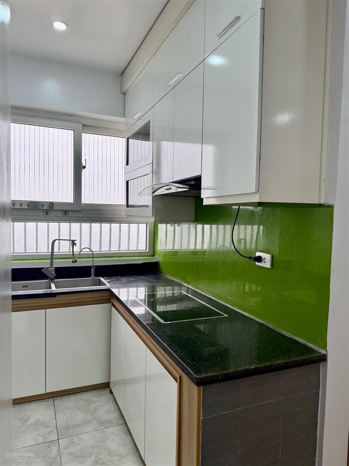 Chính chủ bán 2701b1 gemek 1 full nội thất đẹp hơn ảnh giá tốt  0985 691 ***