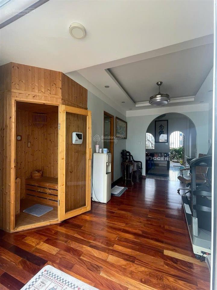Nhà đường 30 khu dân cư tên lửa, cạnh công viên  dt 9m x 20m xây 4 lầu  giá 27 tỷ thương lượng