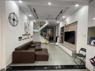 Bán nhà mới đẹp cách aeon 100m cạnh công viên lớn . dt 4x20 xd 3,5 tấm . giá 12,5 tỷ