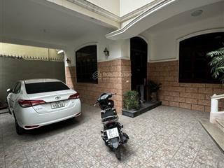 Bán gấp nhà bộ trưởng biệt thự sân vườn  nguyễn trãi 206 m , mt 12 m giá 40 tỷ
