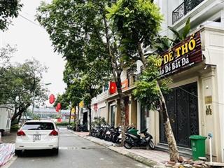 Chủ cần bán gấp biệt thự  công ty vp  tam trinh 160 m , mt 12 m , giá 45 tỷ