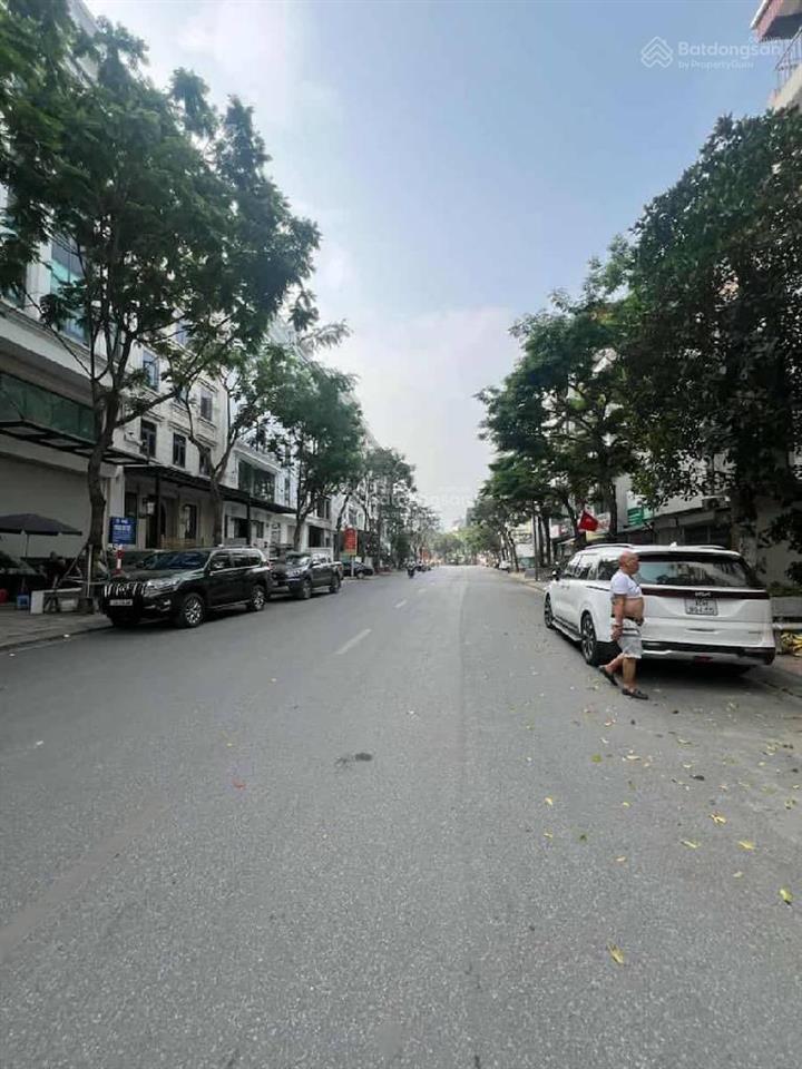 Chủ cần bán gấp công ty văn phòng lê trọng tấn 88 m , giá 26 tỷ