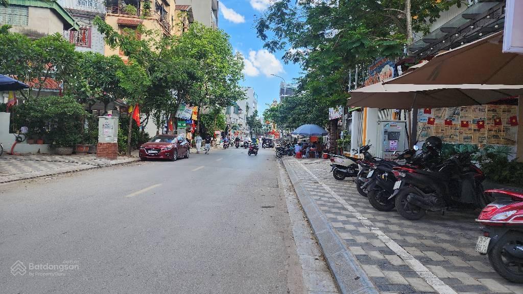 Hiếm bán gấp biệt thự khu đô thị định công 360 m , giá 90 tỷ