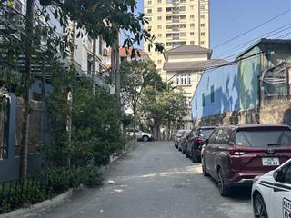 Bán nhà biệt thự sân vườn  đền lừ 122 m2, mt 8,5 m, giá 27 tỷ