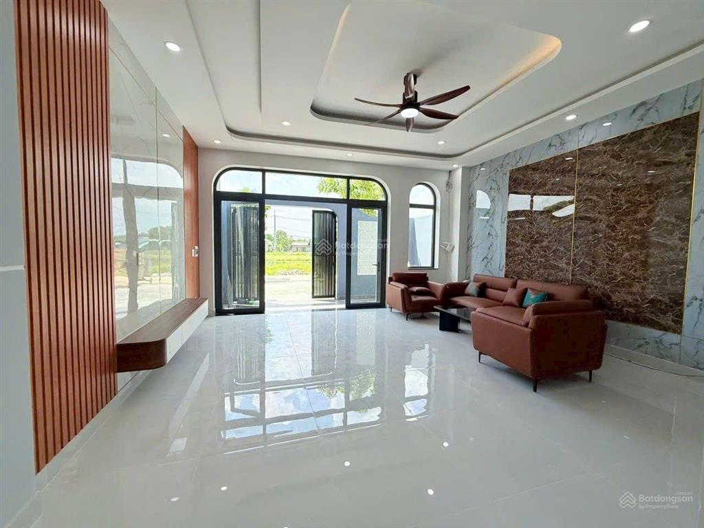 Bán nhà riêng tại kdc tân phú trung, 3,55 tỷ, 80m2, giá siêu hời chỉ với 3pn + 3wc