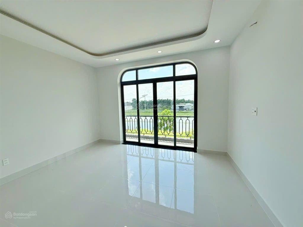 Bán nhà riêng tại kdc tân phú trung, 3,55 tỷ, 80m2, giá siêu hời chỉ với 3pn + 3wc