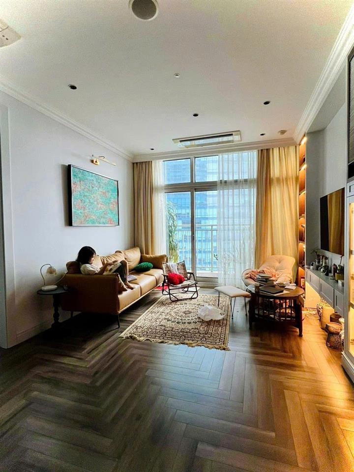 Bán gấp căn hộ 119m2, 3pn, cửa tb, ban công đn, chung cư keangnam. giá 8.9 tỷ, có thương lượng