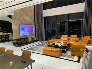 Chính chủ bán căn duplex 195m2, 3pn 3vs, full đồ đẹp, cc az lâm viên complex. giá chỉ 12.9 tỷ