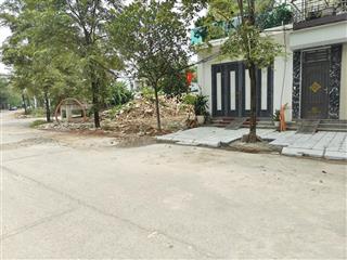 Đường 19.5m đang làm vỉa hè  hội hợp vĩnh yên 2.6x tỷ