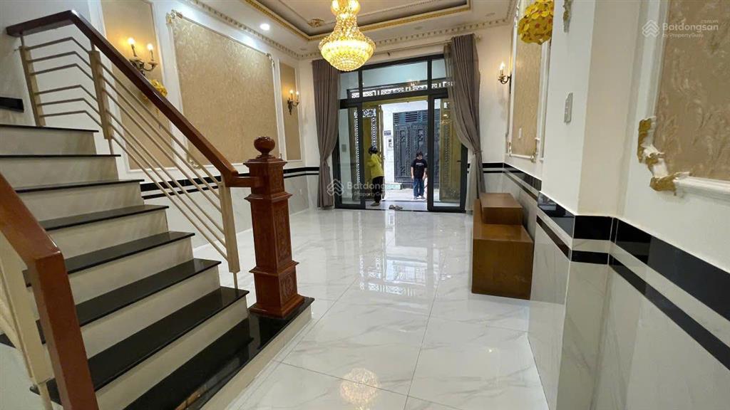 Bán gấp nhà mới đẹp 1 trệt 2 lầu hẻm ô tô đường 22, linh đông, thủ đức, 61m2, 7.5 tỷ