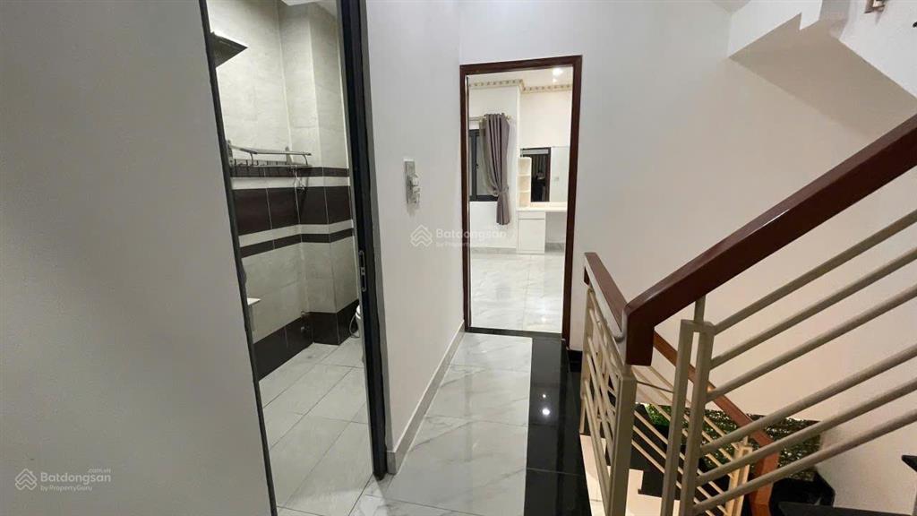 Bán gấp nhà mới đẹp 1 trệt 2 lầu hẻm ô tô đường 22, linh đông, thủ đức, 61m2, 7.5 tỷ