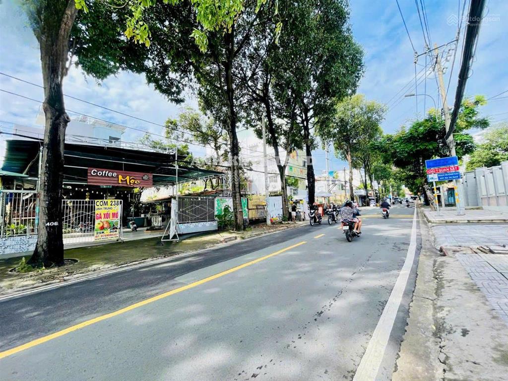 68tr/m2mt kinh doanh linh đường  ngang lớn 7,2m gần metro ngã tư thủ đức
