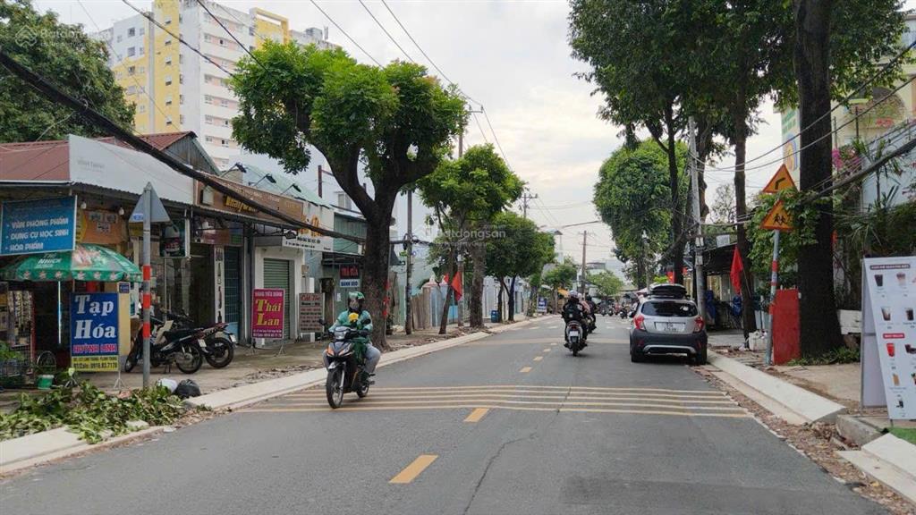 68tr/m2mt kinh doanh linh đường  ngang lớn 7,2m gần metro ngã tư thủ đức