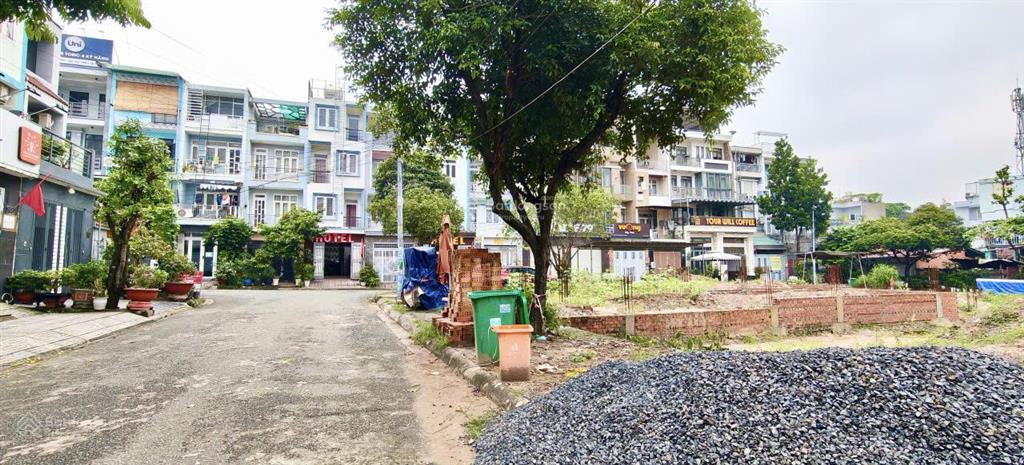 Đất mặt tiền 447b tăng nhơn phú a 72m2 giá 7.5tỷ kdc cán bộ tw đảng khu sầm uất nhất thủ đức