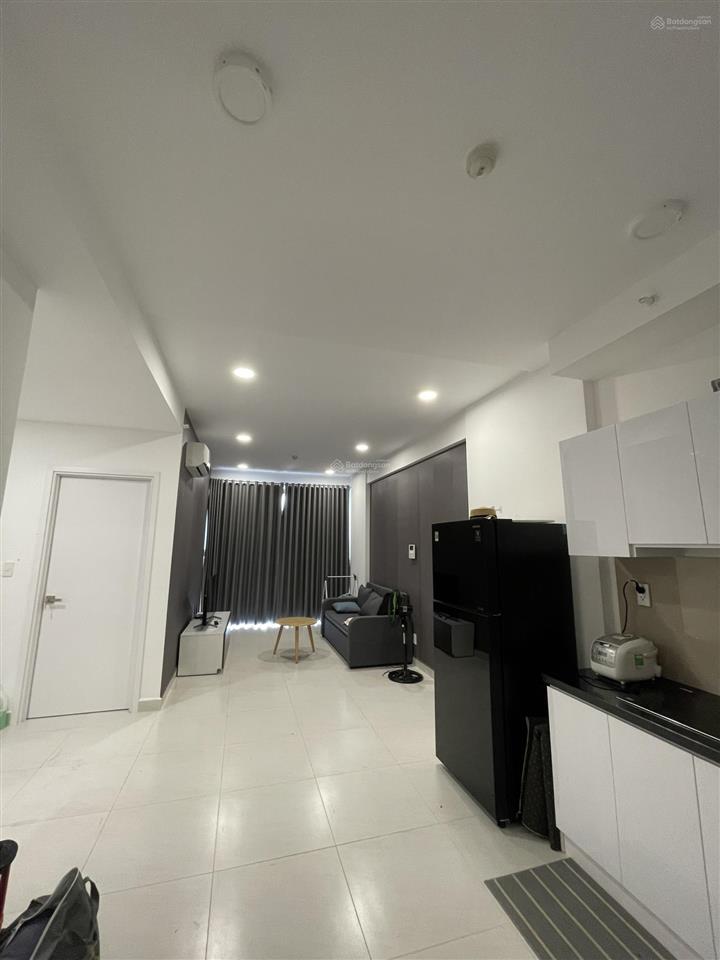 Bán gấp trong tháng căn hộ (1pn + 1,1wc) giá 2 tỷ 250 tầng đẹp view thoáng