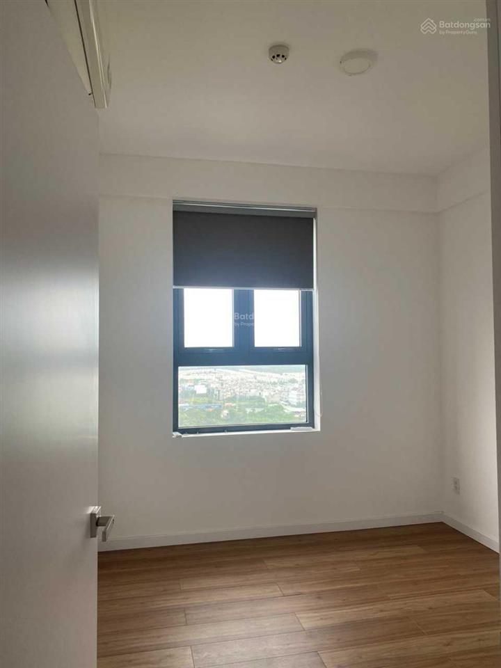 Cắt lỗ 100tr bán gấp căn hộ 77m2 (2pn + 2wc) tầng đẹp view thoáng .  0977 324 *** mr thọ