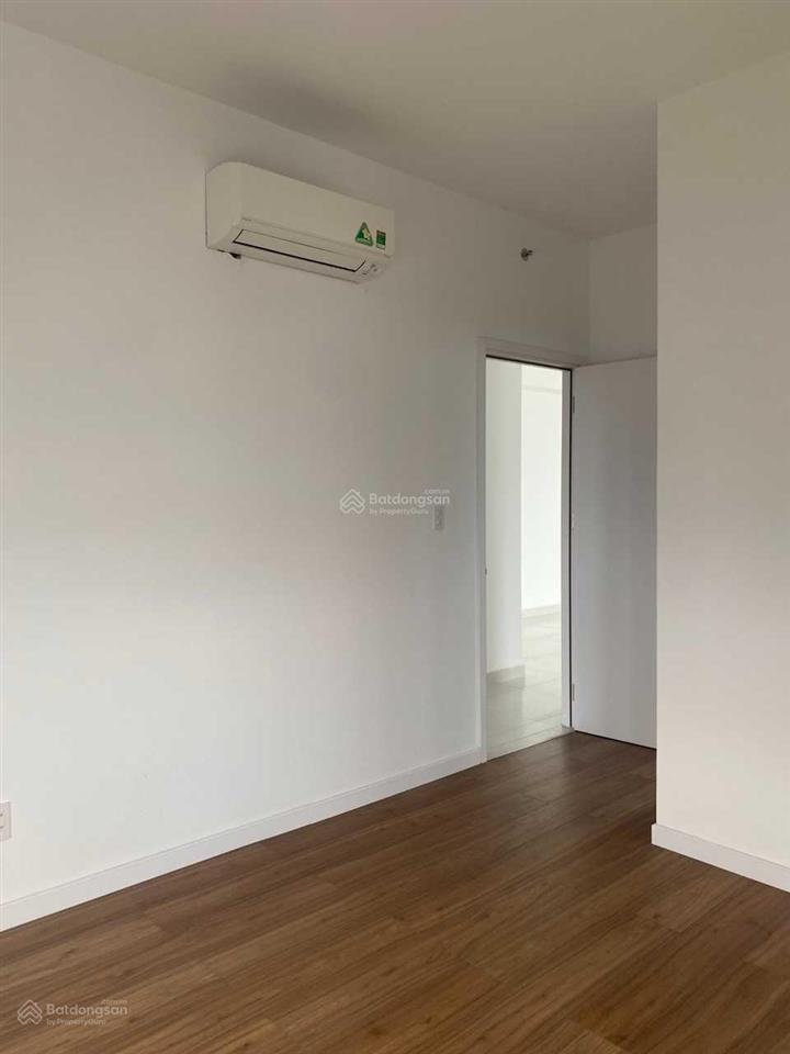 Cắt lỗ 100tr bán gấp căn hộ 77m2 (2pn + 2wc) tầng đẹp view thoáng .  0977 324 *** mr thọ