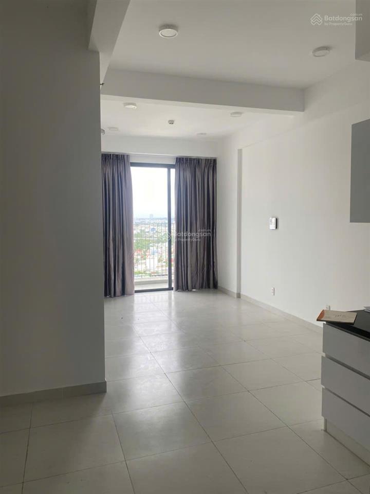 Bán nhanh căn duplex 115m2 (3pn + 3wc) có sân vườn. ngay q9 liền kề q2.  0977 324 ***