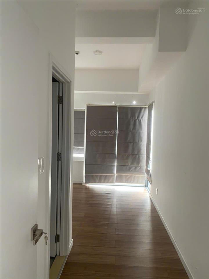 Bán nhanh căn duplex 115m2 (3pn + 3wc) có sân vườn. ngay q9 liền kề q2.  0977 324 ***