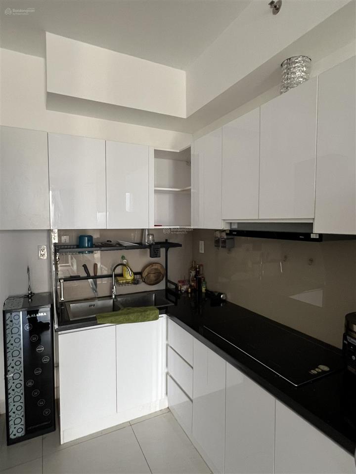Căn hiếm cho thuê 115m2(3pn+3wc) sân vườn , tròn view . ntcb .  0977 324 *** thọ