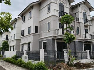 Biệt thự góc xẻ khe  9x15m  thể hiện đẳng cấp, đã có sổ, lvcc