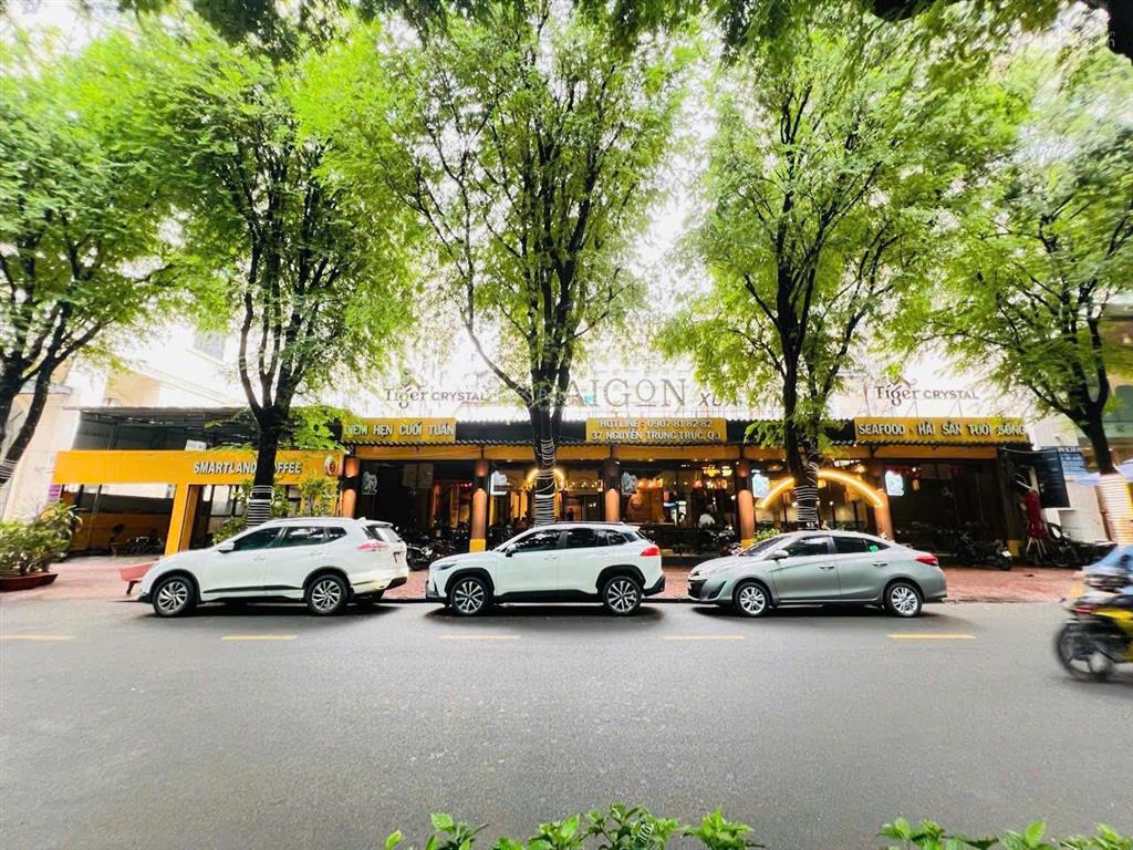 Cho thuê nhà góc 2mt số 37  37a đường nguyễn trung trực, quận 1, 35x30m, 1 trệt 1 lầu, 500tr/tháng