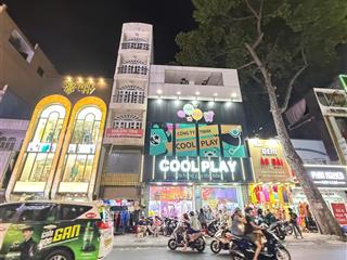 Cho thuê nhà mặt tiền đường nguyễn trãi, phường 2, quận 5, 1 trệt 4 lầu thang máy, 180tr/tháng