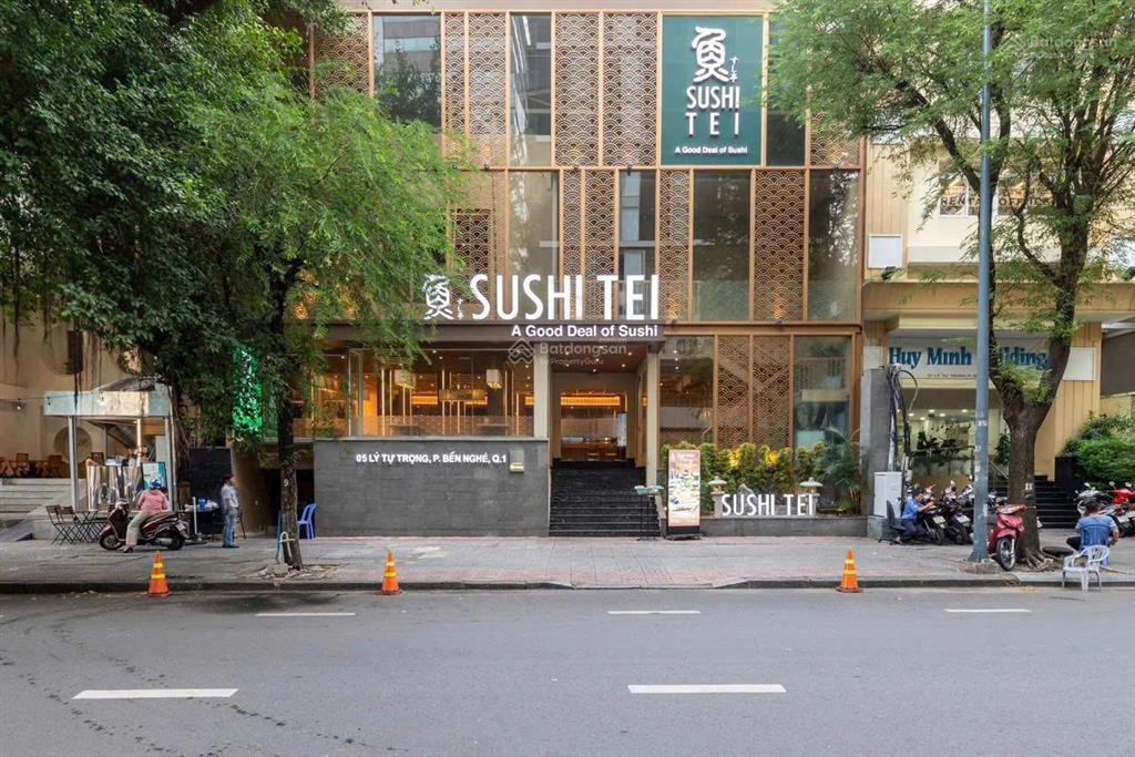 Cho thuê mặt tiền số 5 lý tự trọng, phường bến nghé, tt quận 1, có hầm và 3 lầu thang máy, 350tr/th