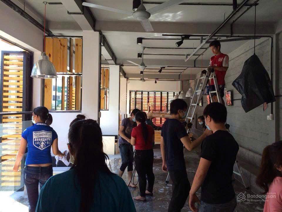 Cho thuê nhà góc 2mt 469c nguyễn thị minh khai quận 3, trệt 2 lầu, phù hợp quảng cáo, kinh doanh.