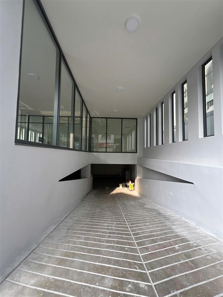 Cho thuê tòa nhà mới số 26 đường mai thị lựu, quận 1, 16.5x25m, 2 hầm 1 trệt 5 lầu, thang máy,pccc