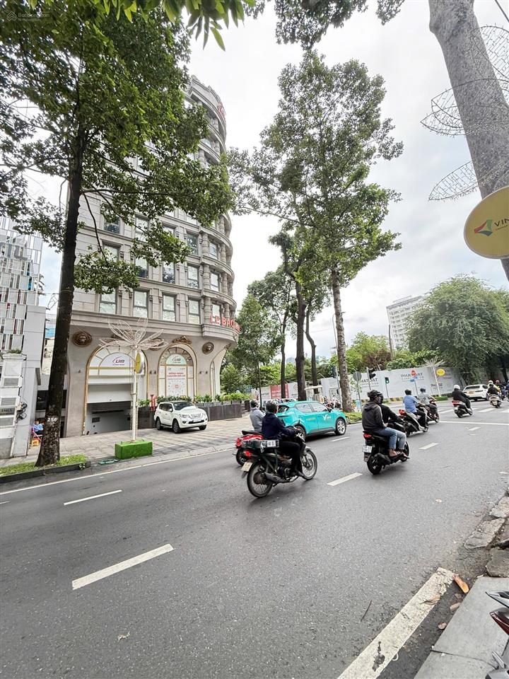 Cho thuê tòa nhà đẹp số 186a nam kỳ khởi nghĩa, quận 3, dt 12x30m, hầm, trệt, 3 lầu.