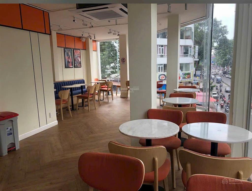 Cho thuê nhà góc 2mt số 391a an dương vương, phường 2, quận 5, 6x10m, 1 trệt 5 lầu tm, 120tr/th