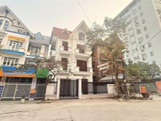 Gia đình bán biệt thự đơn lập mỹ đình  mặt đường lớn  kd buôn bán. 185m2 x 4t giá 55 tỷ.