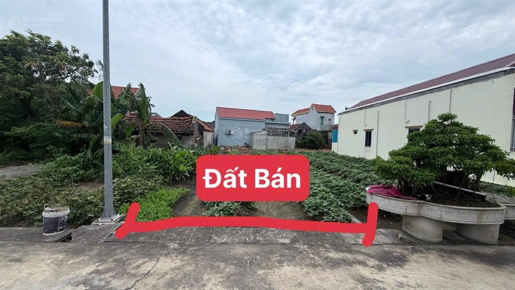 Chính chủ bán đất phân lô thị trấn thịnh long  hải hậu  ô tô chạy vòng quanh. giá chỉ 1,32 tỷ