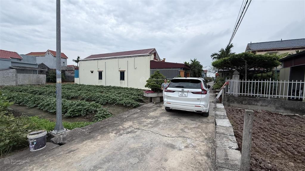 Chính chủ bán đất phân lô thị trấn thịnh long  ô tô chạy vòng quanh. 119m2 giá chỉ 1,32 tỷ.