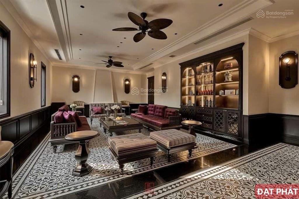 Bán biệt phủ ba đình  nội thất kiến trúc indochine  có hoàn công. 420m2 x 6t mt16m  giá 495 tỷ.