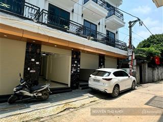 Bán nhà riêng 4tx40m2,ngõ ô tô thông kinh doanh nhỏ lẻ,thuận tiện di chuyển ra bến xe yên nghĩa.