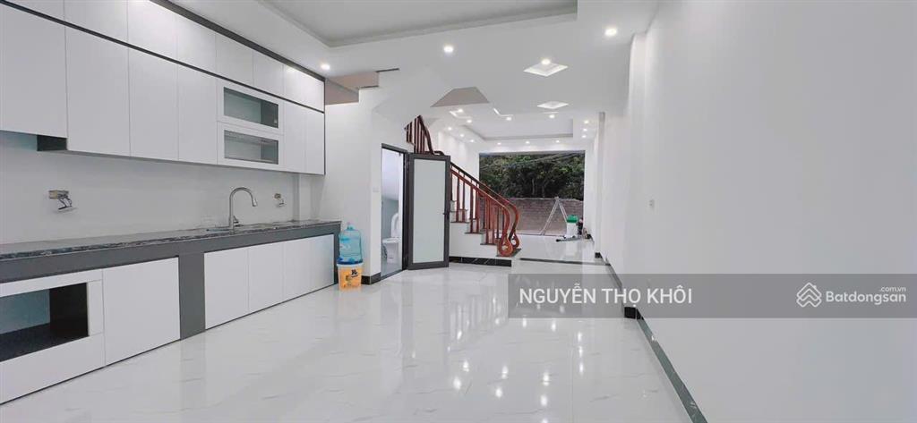 Bán nhà 4tx50m2 ôtô đỗ sát đường trước nhà 4m chỉ 1km ra kđt đô nghĩa full nội thất chỉ việc ở