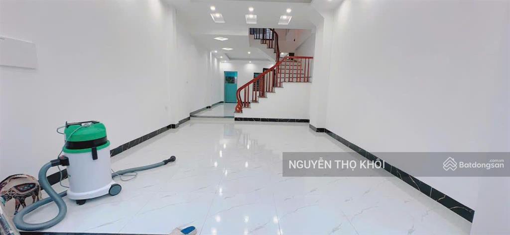 Bán nhà 4tx50m2 ôtô đỗ sát đường trước nhà 4m chỉ 1km ra kđt đô nghĩa full nội thất chỉ việc ở