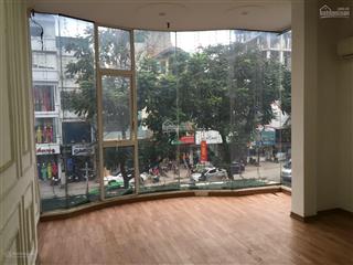Chuyển nhượng nhà mặt phố kim mã. có vỉa hè, kinh doanh. dt 23m2. mt 3.8m. giá chào 11.5 tỷ