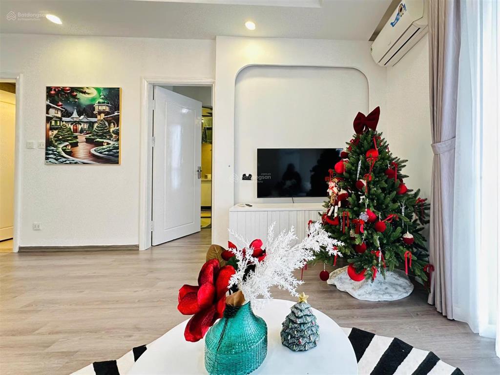 Bán chcc căn thương mại @homes 987 tam trinh dt 70m2 3pn 2wc, căn cực thoáng hướng mát