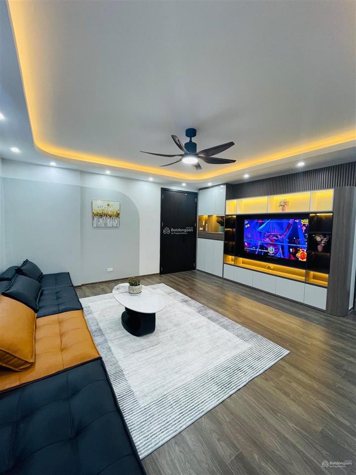 Bán chcc ba hàng a tại 282 lĩnh nam dt 77m2 2pn 2wc  căn góc cực thoáng