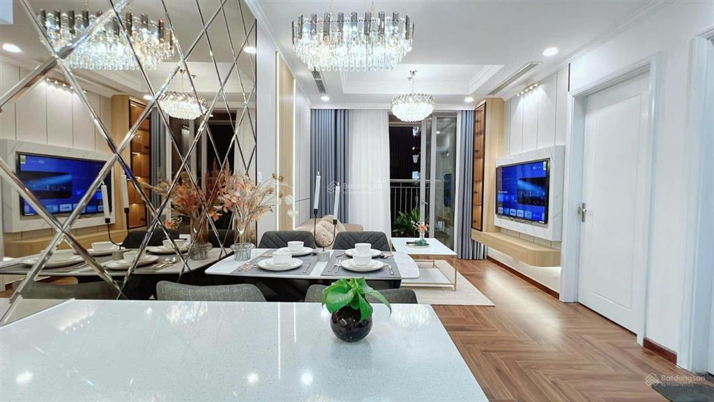 Bán chcc tòa gelexia riverside 727 tam trinh  dt 80m2 2pn 2wc, ban công phòng khách cực đẹp