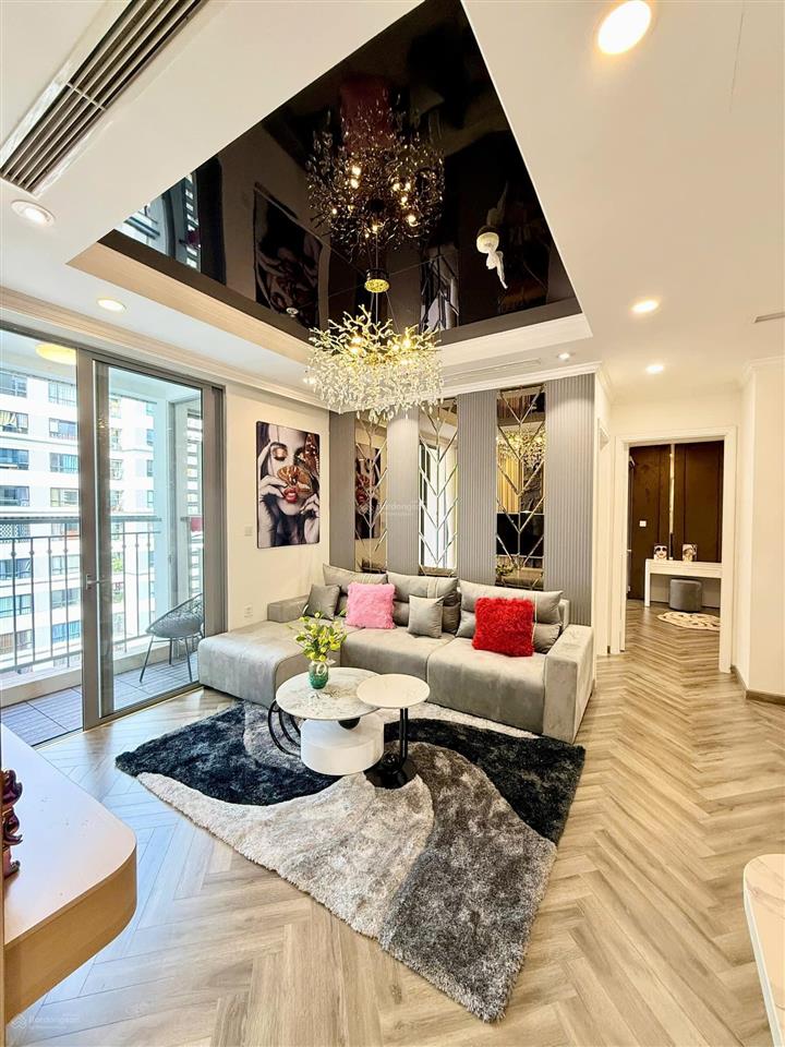 Bán chcc 130 nguyễn đức cảnh. dt 131m2 3pn 3 ban công, căn góc view hồ đền lừ cực đẹp