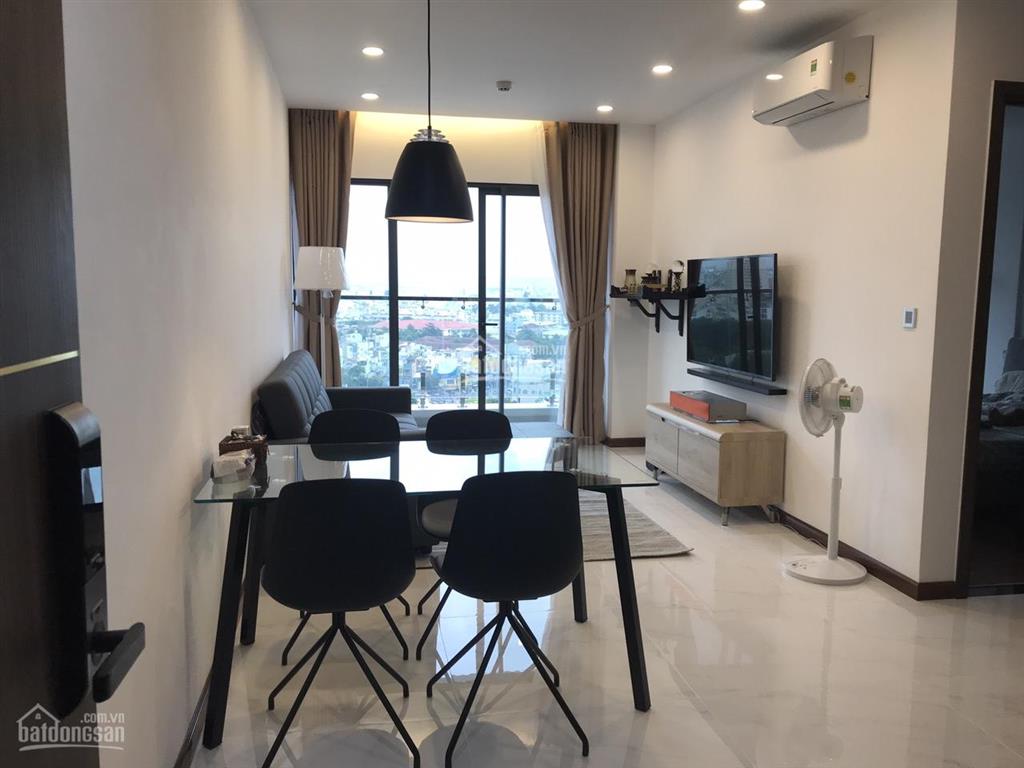 Bán gấp cao ốc res 11, quận 11, 83m2, 2pn, 2wc sổ hồng, view quận 1, giá bán 5.3 tỷ  0903 833 ***