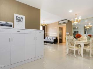 Bán căn hộ lucky palace, quận 6, dt 114m2, 3pn, có chỗ đậu oto, giá bán 4.960 tỷ,  0903 833 ***