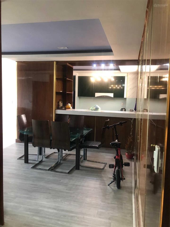 Cần cho thuê căn hộ sky center tân bình, dt 74m2, 2pn, full giá thuê 15tr/tháng,  0903 833 ***