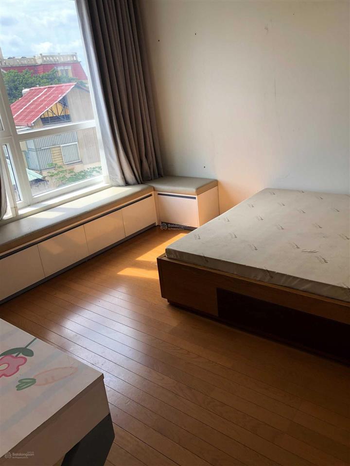 Cần cho thuê căn hộ sky center tân bình, dt 74m2, 2pn, full giá thuê 15tr/tháng,  0903 833 ***